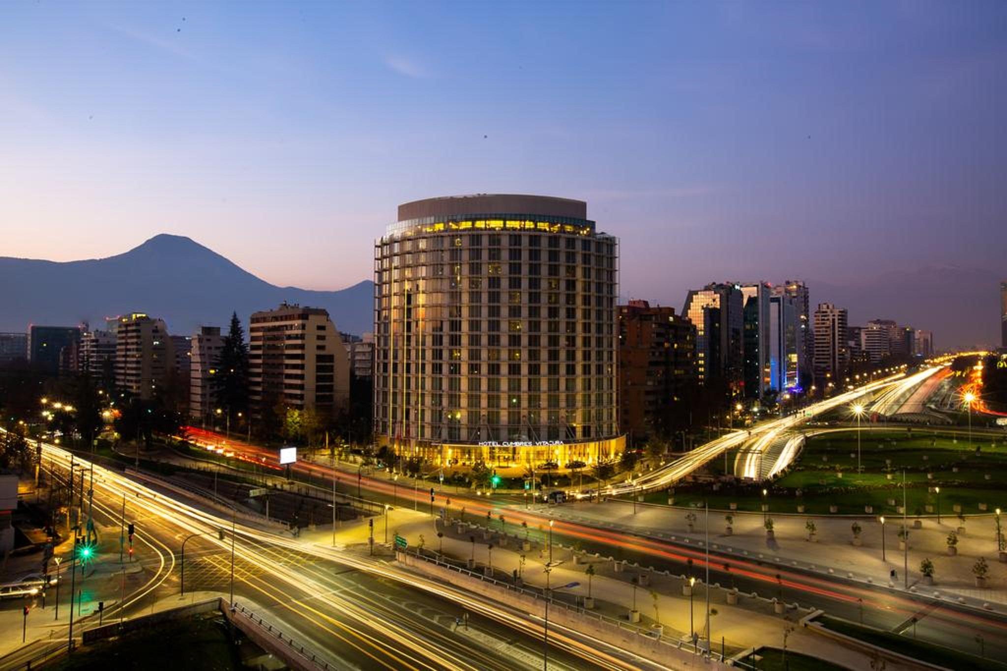 Hotel Doubletree By Hilton Santiago Kennedy, Chile Exteriér fotografie