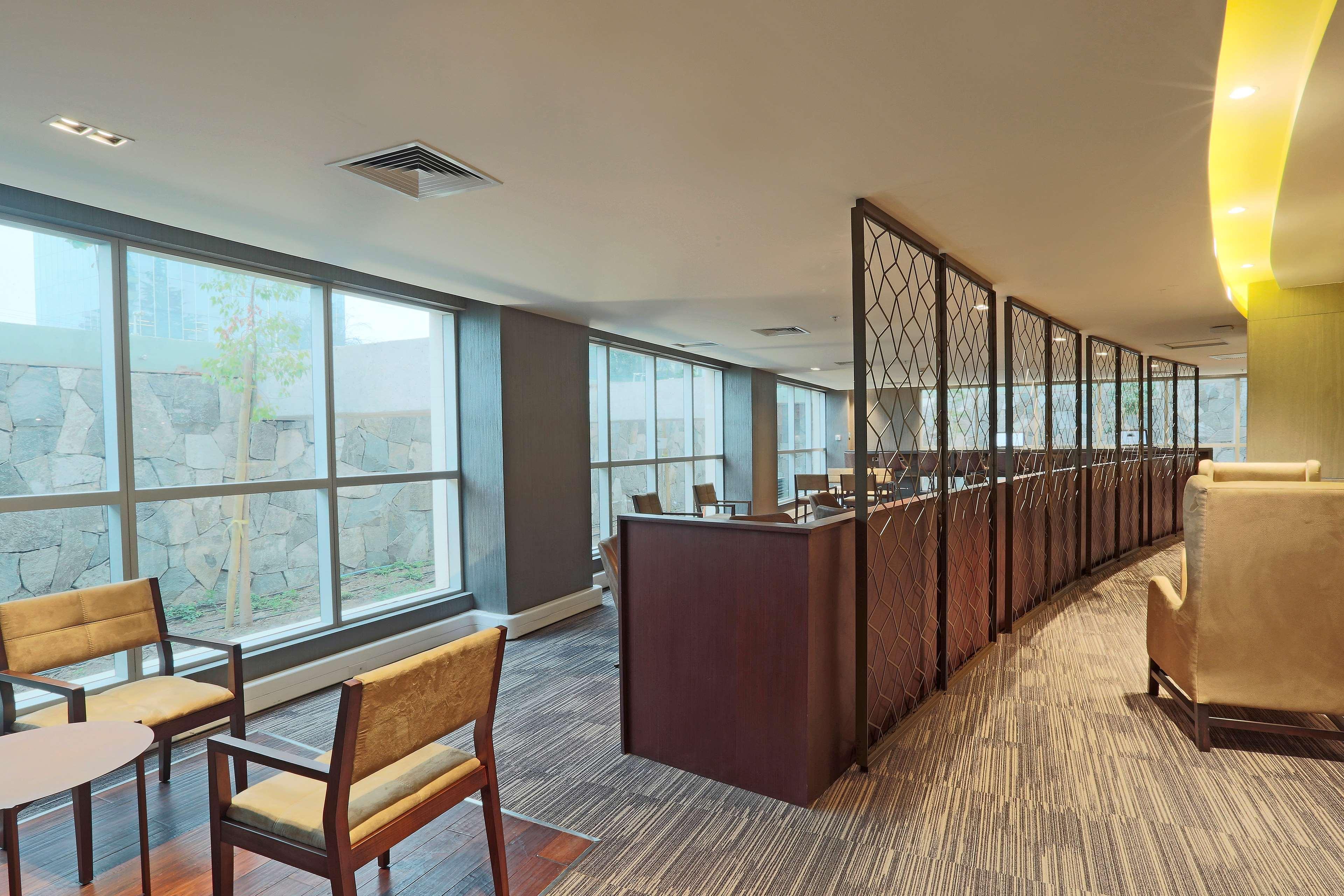 Hotel Doubletree By Hilton Santiago Kennedy, Chile Exteriér fotografie
