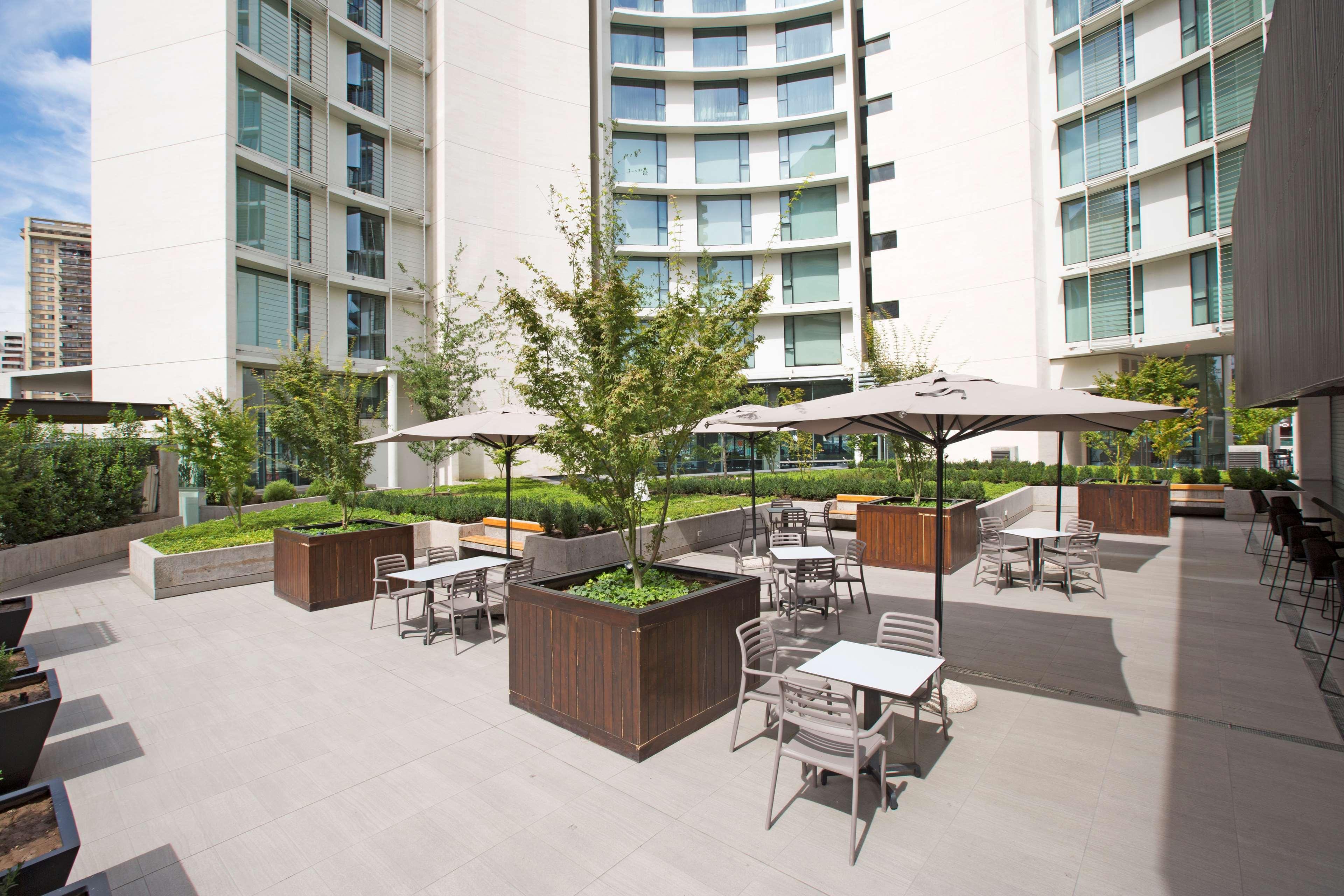 Hotel Doubletree By Hilton Santiago Kennedy, Chile Exteriér fotografie
