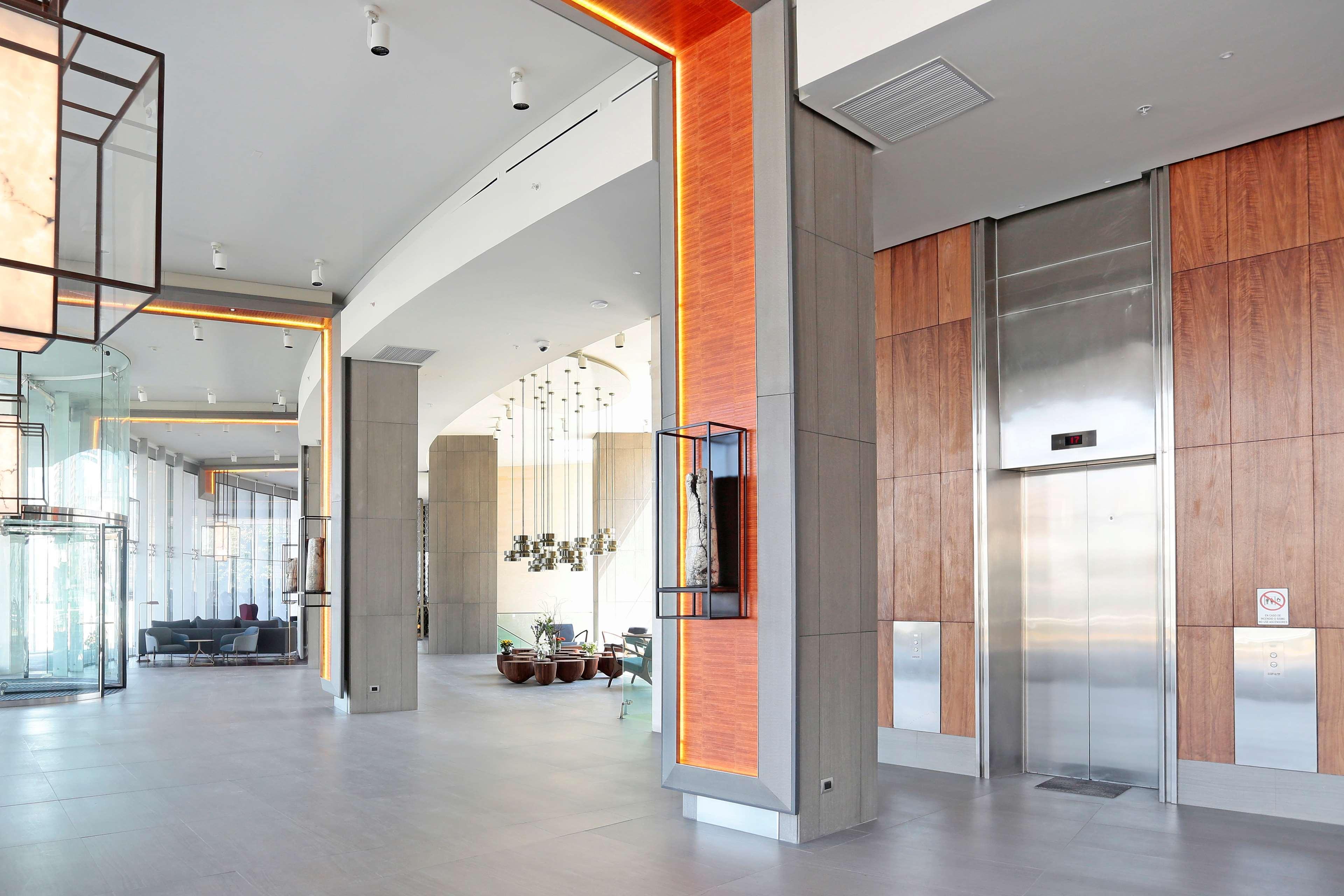 Hotel Doubletree By Hilton Santiago Kennedy, Chile Exteriér fotografie