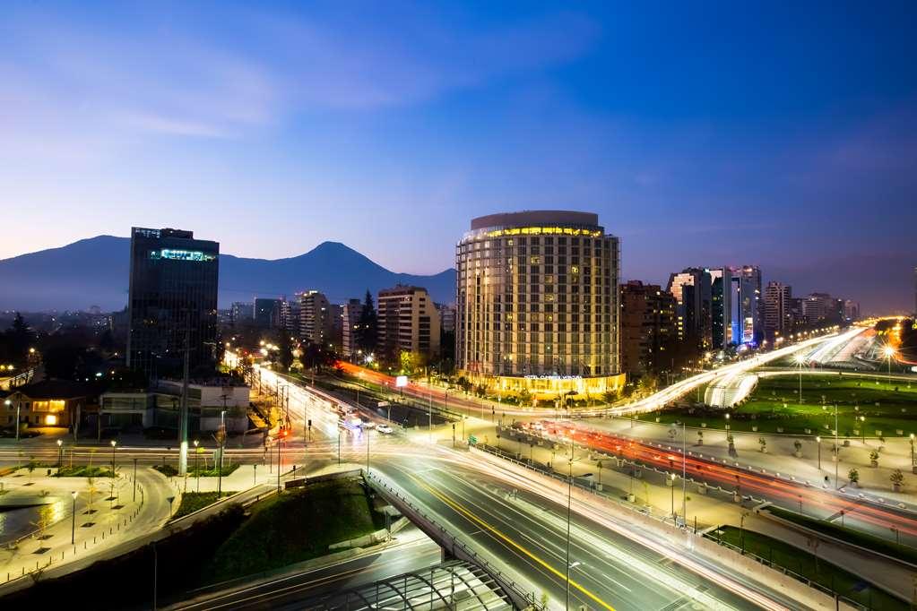 Hotel Doubletree By Hilton Santiago Kennedy, Chile Exteriér fotografie